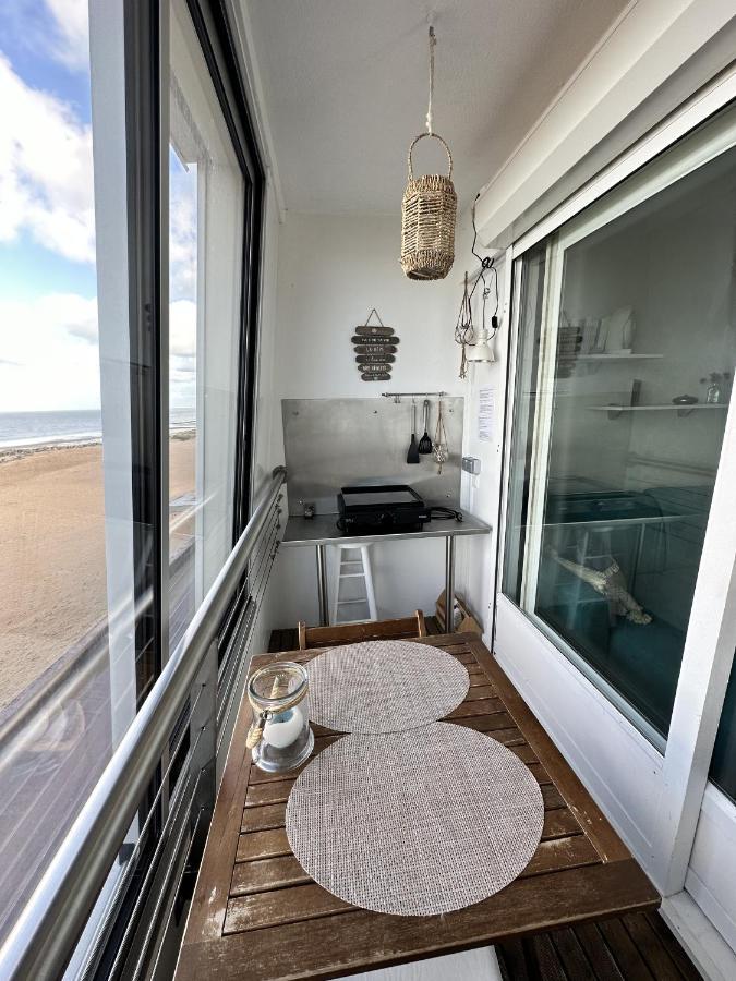La Plage - Appartement Vue Mer Курсёль-сюр-Мер Экстерьер фото